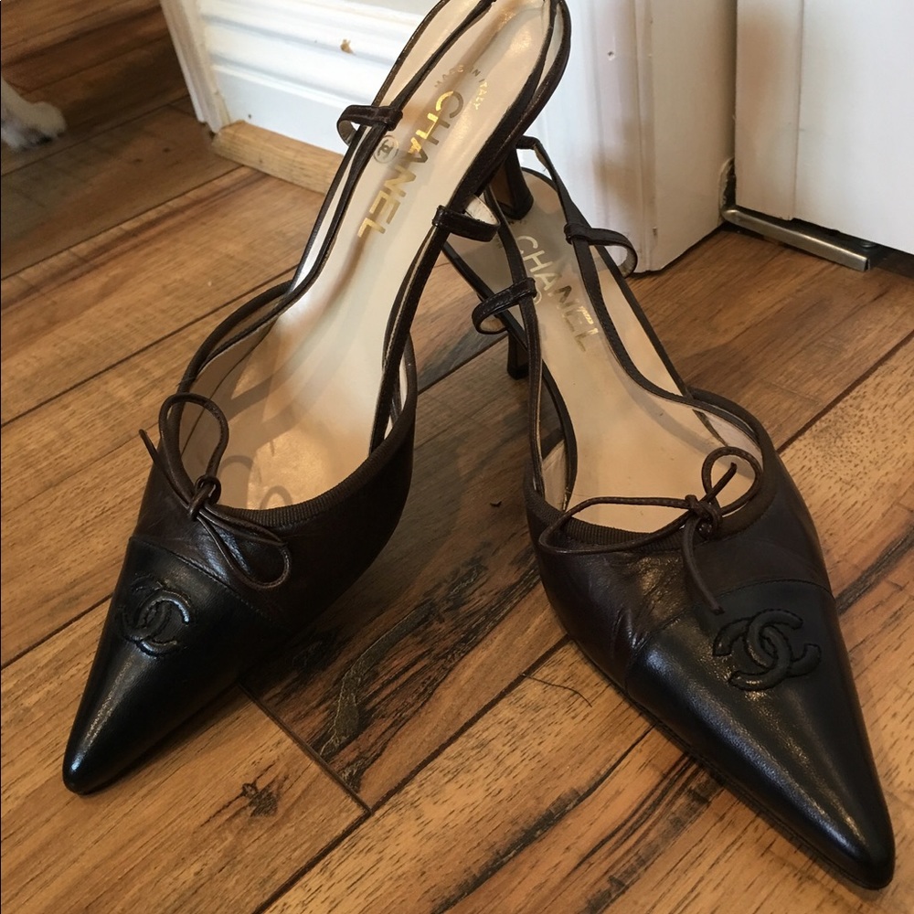 CHANEL classic 2-tone slingback shoes sz 41